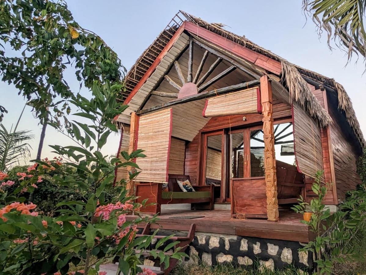 מאהאג'נגה Ampazony Oasis Lodge מראה חיצוני תמונה