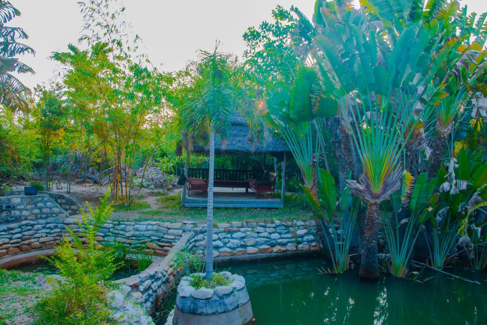 מאהאג'נגה Ampazony Oasis Lodge מראה חיצוני תמונה
