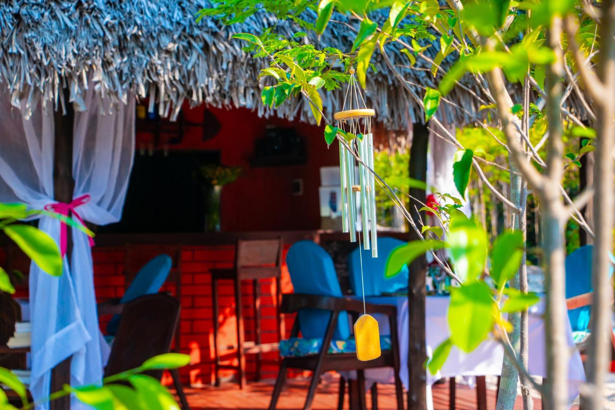 מאהאג'נגה Ampazony Oasis Lodge מראה חיצוני תמונה